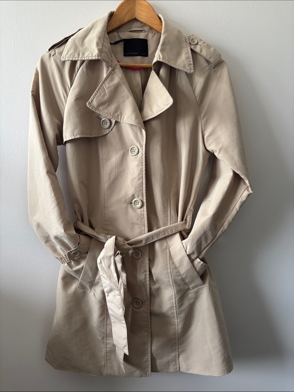 Vera Moda Classic Beige Trench Coat with Belt - Women's